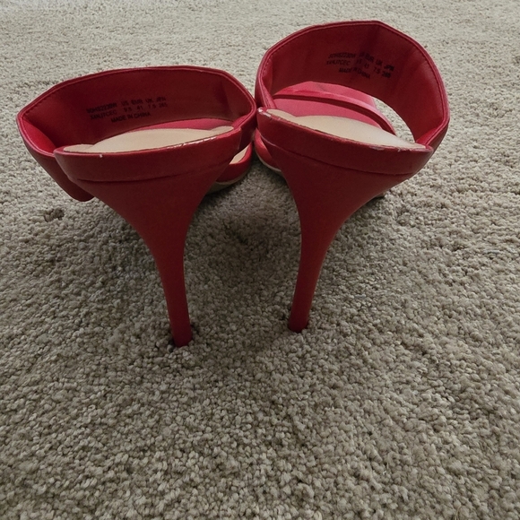 Dream pairs heels - Picture 5 of 9